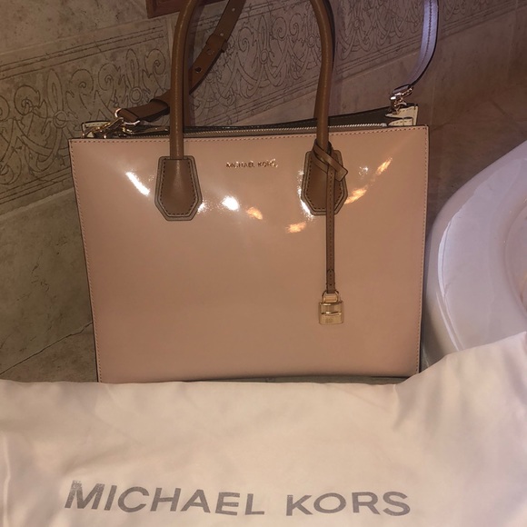 Michael Kors Mercer NWT patent, color ballet - Picture 2 of 8